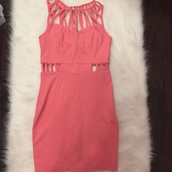 WINDSOR cut-out mini dress - Picture 1 of 3